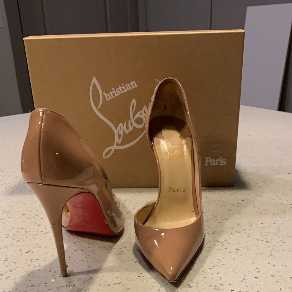 CHRISTIAN LOUBOUTINS Iriza heels !!!